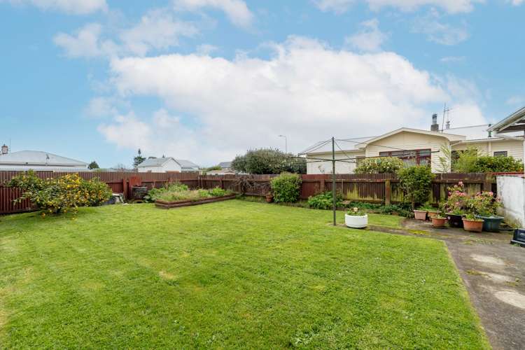 2 Monckton Street Feilding_18