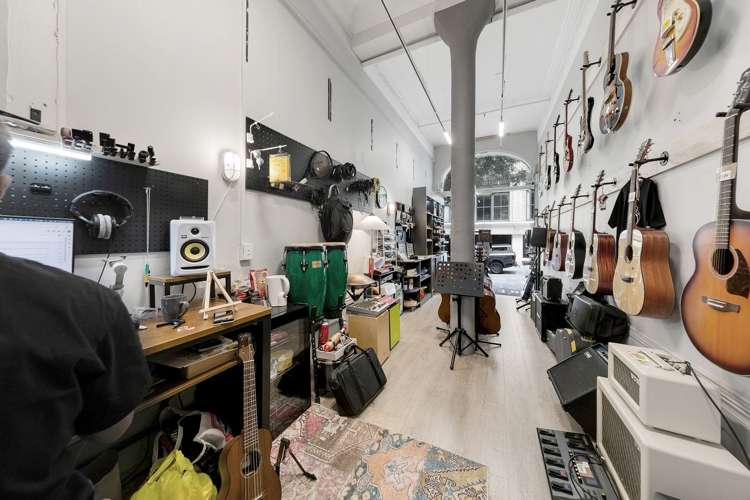 R1/39 - 41 Elliott Street Auckland Central_3