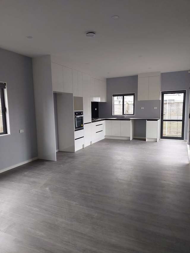 4 bed rooms and 2.5 bathrooms