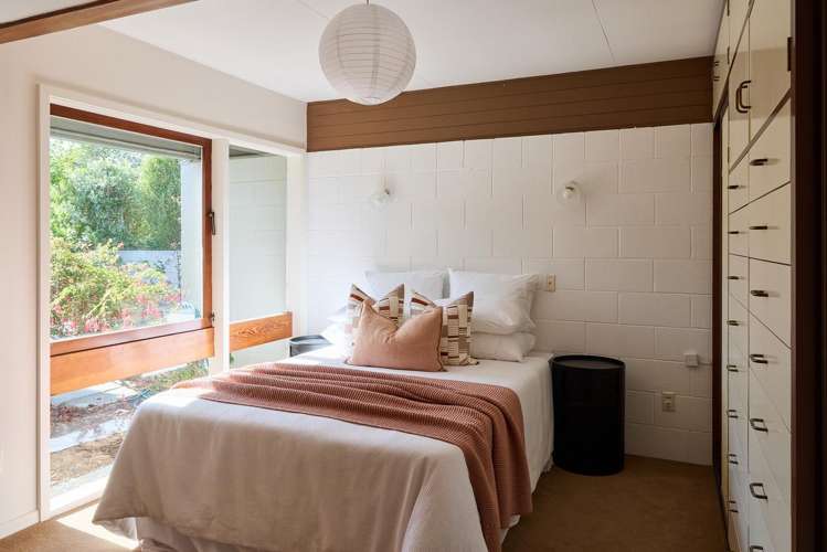 110 Huntsbury Avenue Huntsbury_20