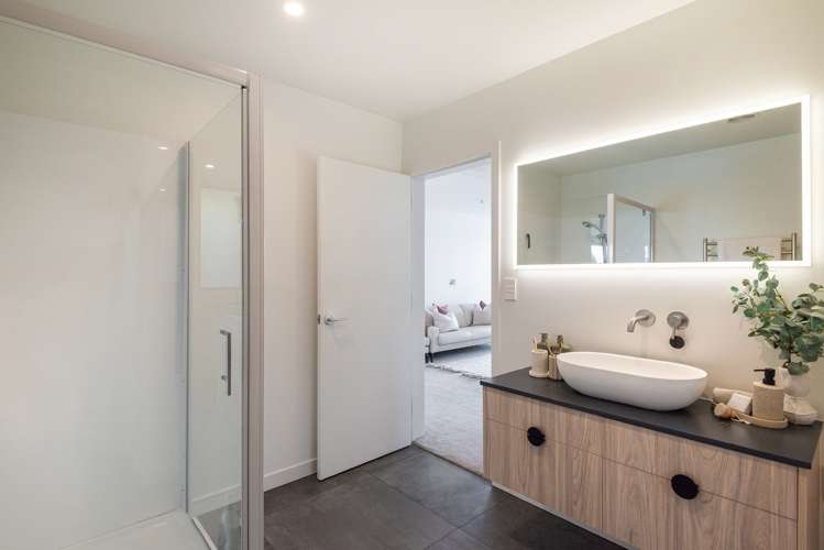 205 Beach Road Campbells Bay_32