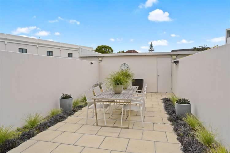 2/31 Marriner Street Sumner_17