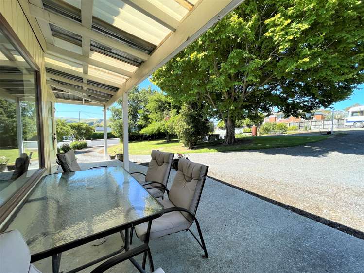 11 Stuart Street Owaka_12