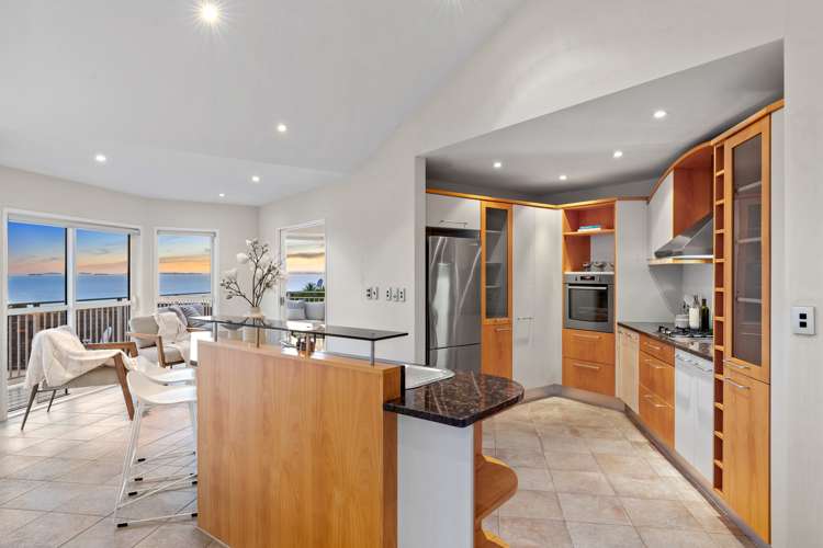 88 Churchill Road Murrays Bay_6