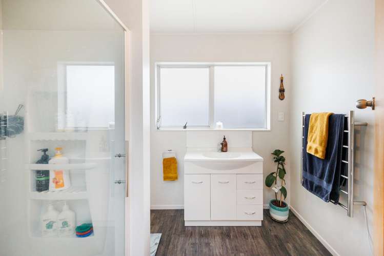 44 Pharazyn Street Feilding_9