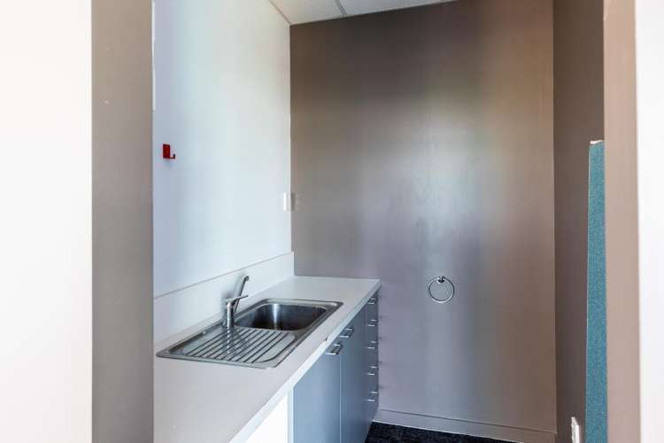 1025 Ferry Road Ferrymead_15