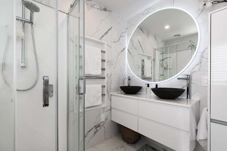 19a Grace Road Avenues_20