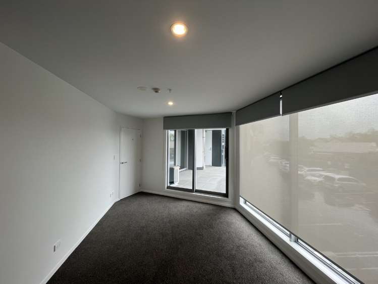 1h/84 Gunner Drive Te Atatu Peninsula_7
