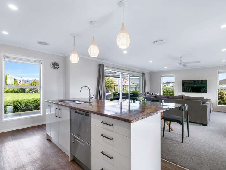 15 Gladys Place_5