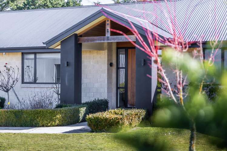 255 Calico Line Marton_36