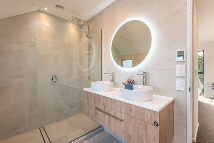 2/27 Springfield Road Saint Albans_11