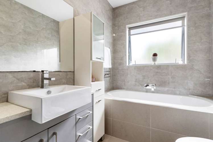 6 Cirrus Way Ranui_15