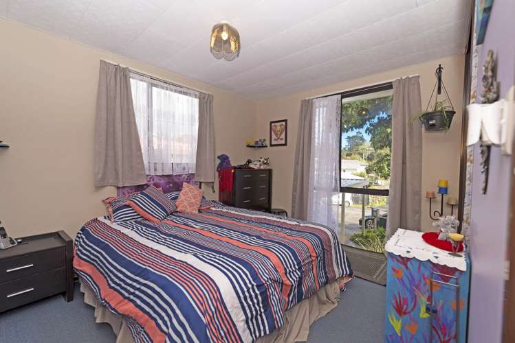 2/78 Parrs Cross Road Henderson_6