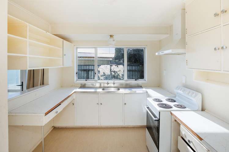 18 Amberley Avenue Westbrook_2