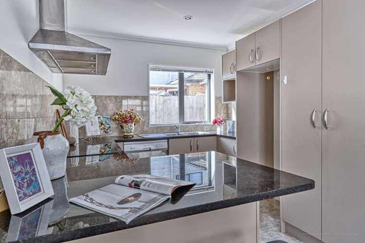 16 Andover Way Goodwood Heights_10