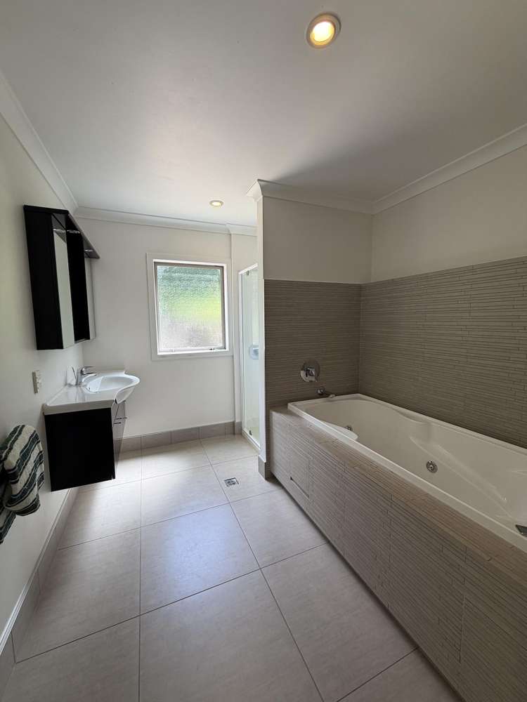 714 Highway 22 Pukekawa_14