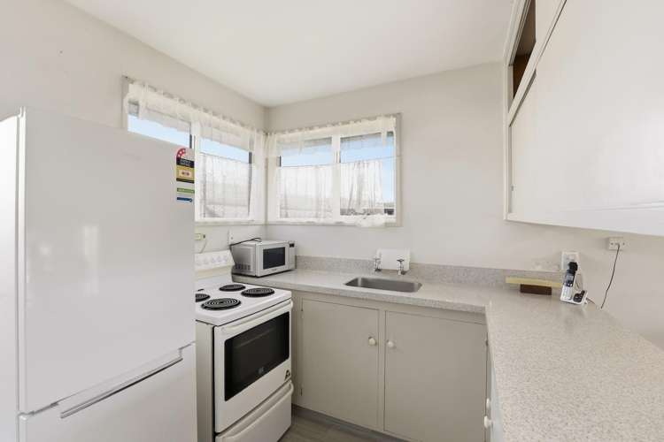 2/12 Bayswater Crescent Bromley_5