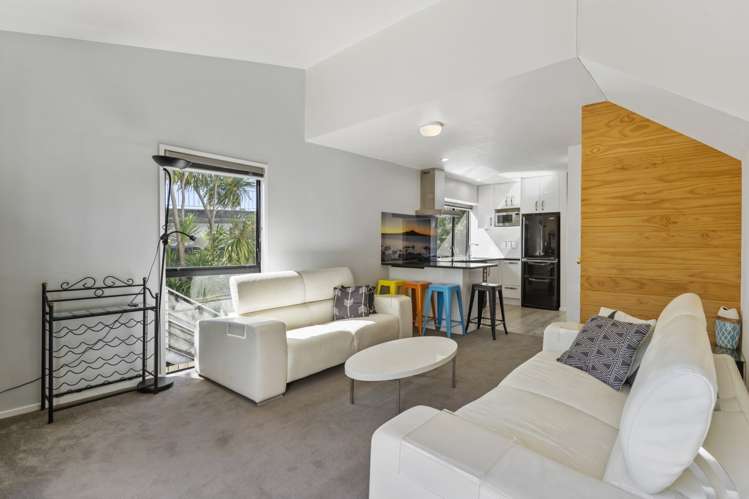 1/22a Willcott Street Mount Albert_3