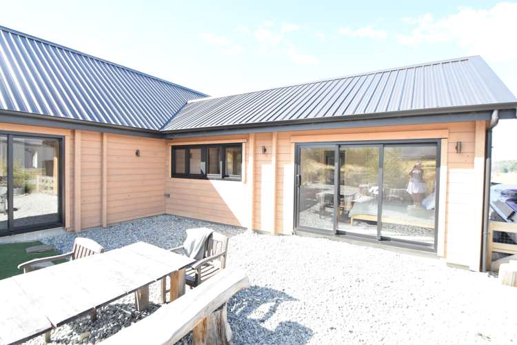 69 Ohau Drive Lake Ohau_16