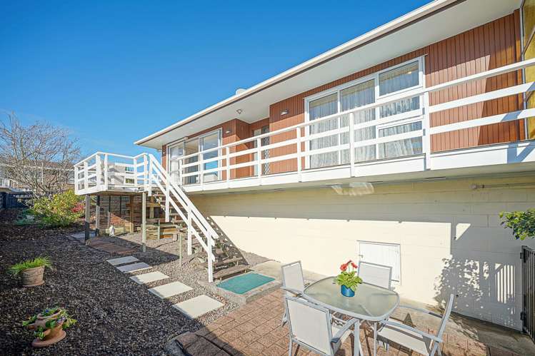 2/219 Edmonton Road Te Atatu South_22