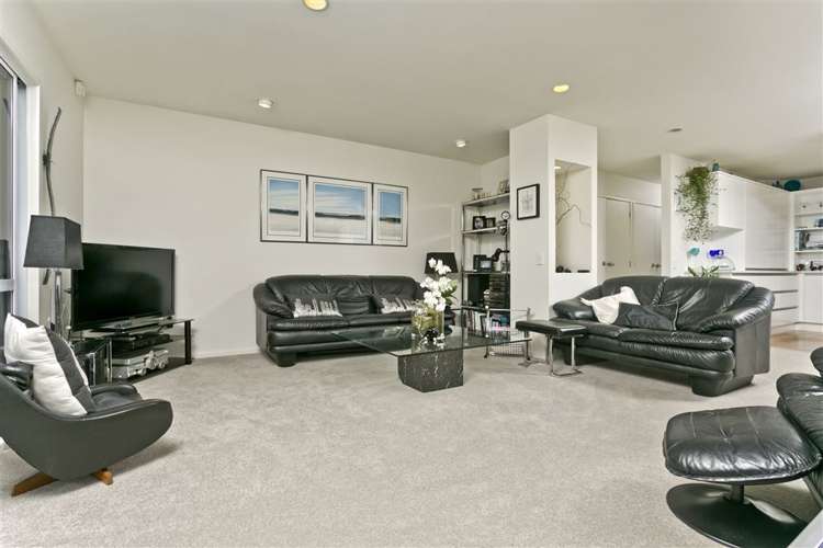 1/17 Commodore Parry Road Castor Bay_23