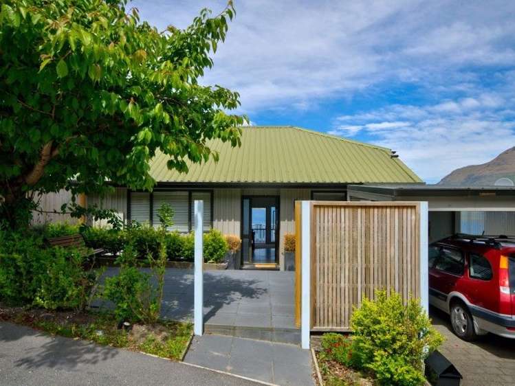 37a Greenstone Place Fernhill/Sunshine Bay_15