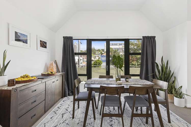 1/219 Victoria Street_4