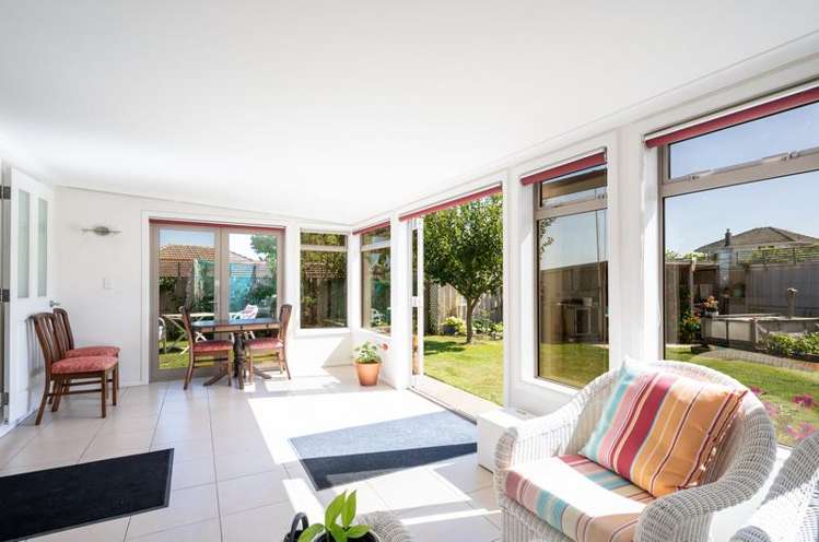 6 Hampshire Place Stoke_7