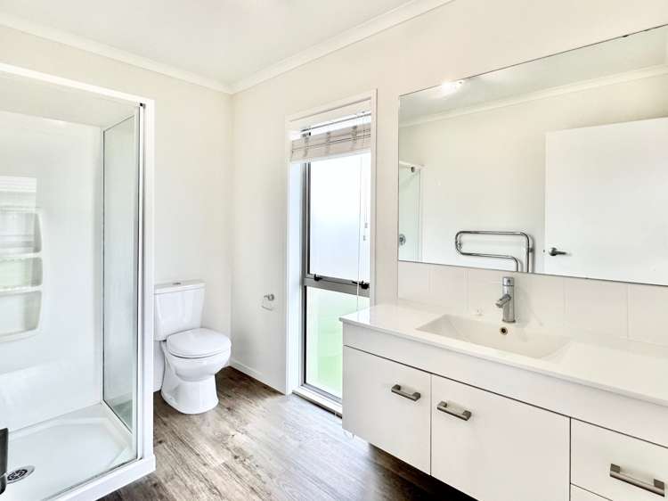 6 Livingstone Drive Papamoa_13