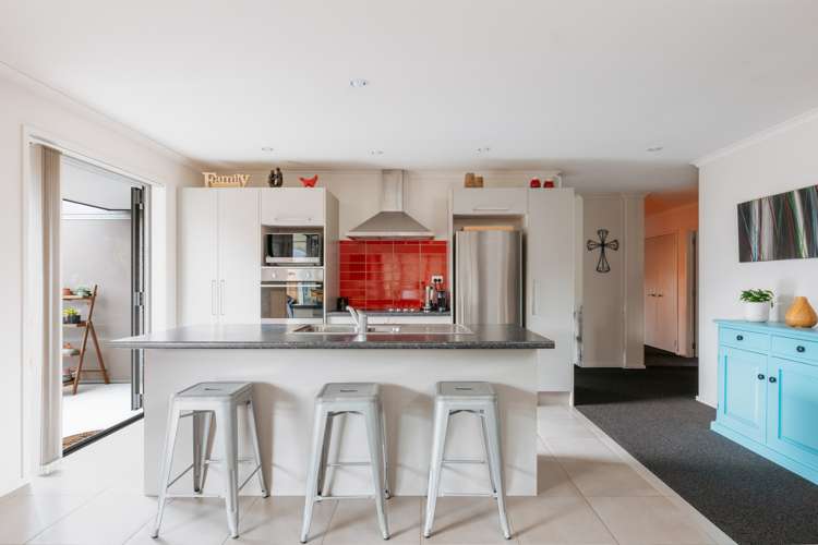 56 Fairfax Crescent Pyes Pa_6