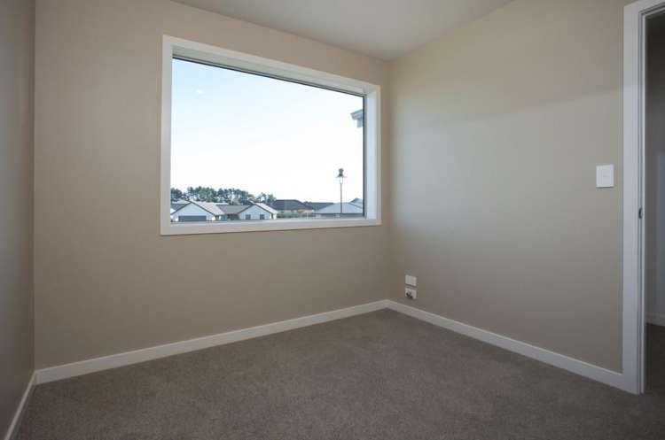 10 Tucker Close Leamington_11