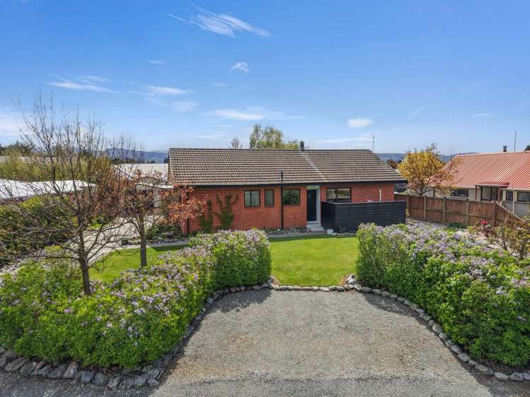 7 Benmore Place Omarama_30