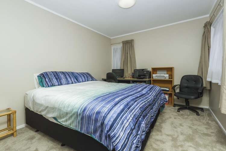 2/2 Korotaha Terrace Rothesay Bay_15