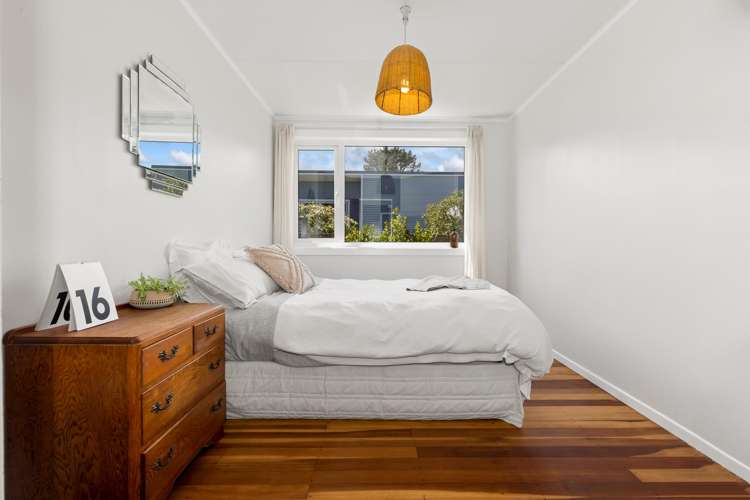 21B Jeep Road Raumati South_12