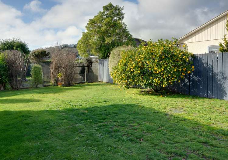 2/6 Ngaio Street Stoke_14