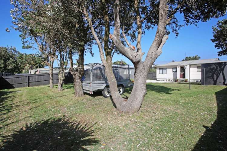 16 Westside Road Port Waikato_17