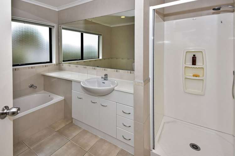 16 Fergy Crescent Wattle Downs_6