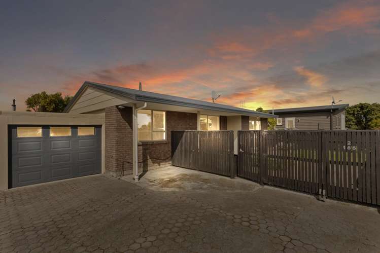 2/166 Rocking Horse Road Southshore_22