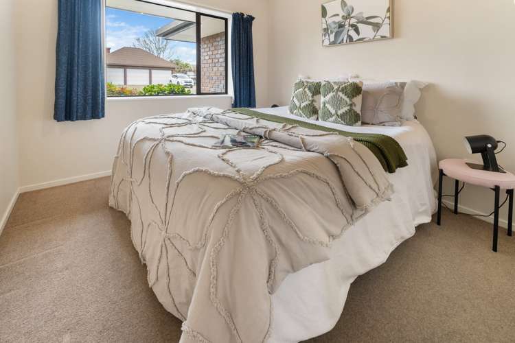 39 Aldinga Avenue Stoke_16