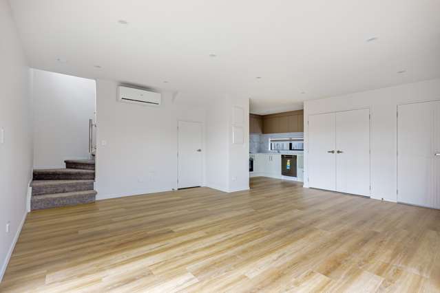 Unit 2/3 Pinefield Road Whenuapai_2