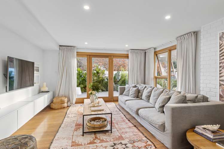 53 Whitfield Street Sumner_5