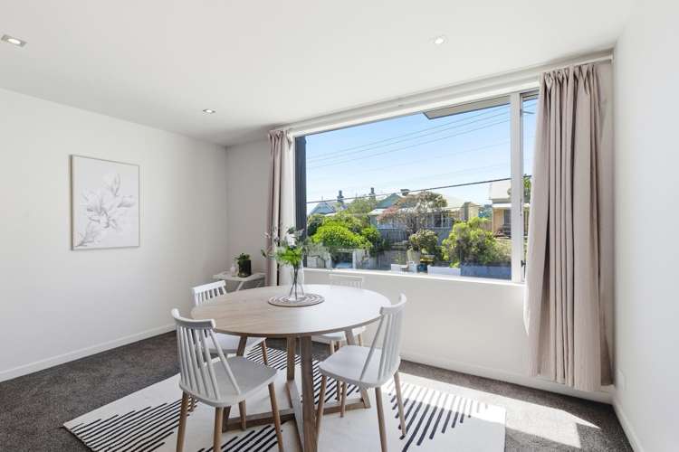 2/120 Rintoul Street Newtown_6