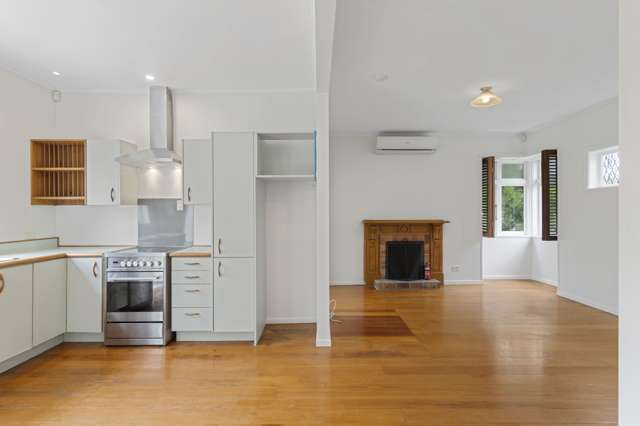 42 Smale Street Point Chevalier_4