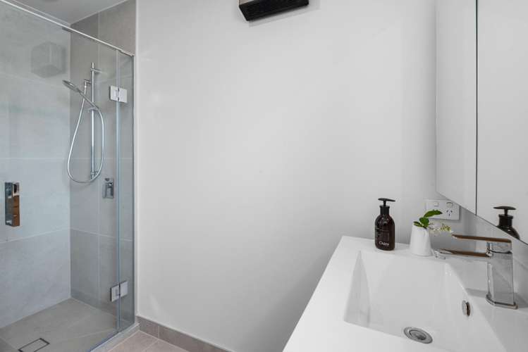 10/29 Bampton Street Burwood_7