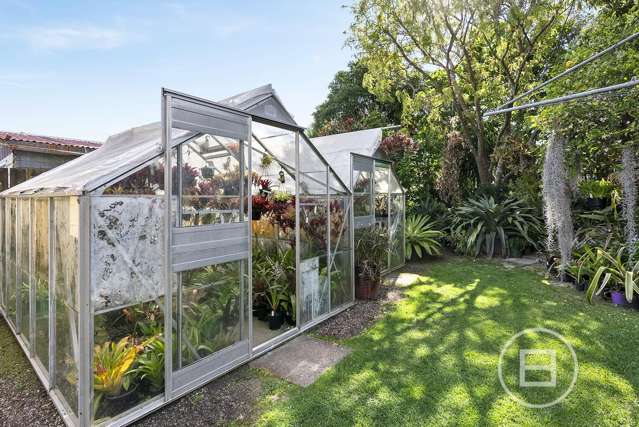 2/24 Glynnbrooke Street Te Atatu South_1