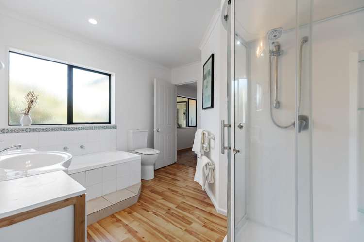 16 Luculia Drive Mount Maunganui_11