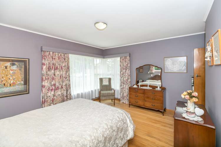 12 Scott Avenue Hamilton East_12