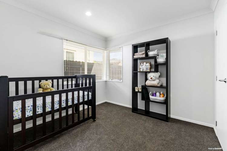 6 Mandival Avenue Flat Bush_6