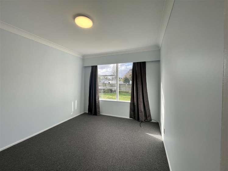 165 Te Atatu Road Te Atatu South_15