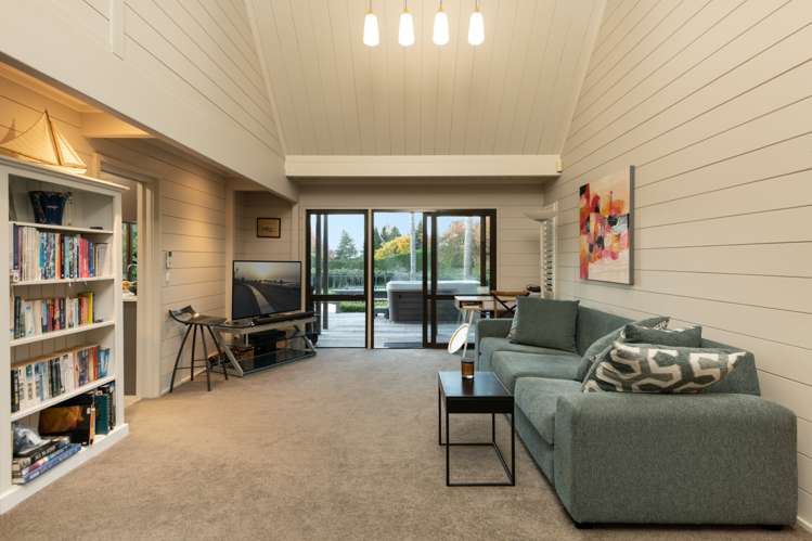 378 Joyce Road Pyes Pa_15